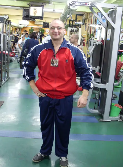 Петър Добрев в залата